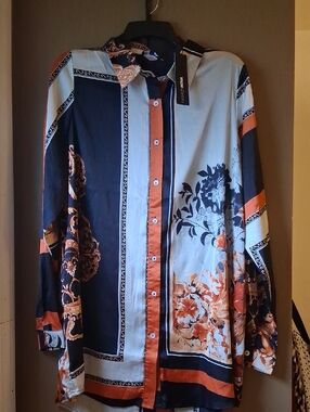 Fashion Nova Black, White & Orange Printed Button-Up Blouse